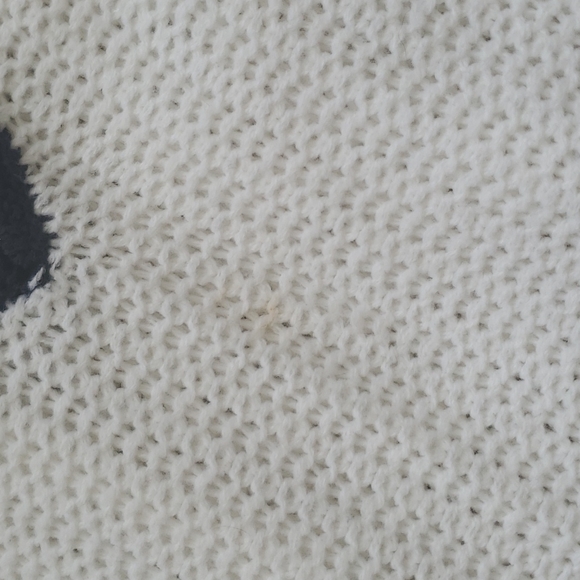 Sweater - Picture 2 of 3